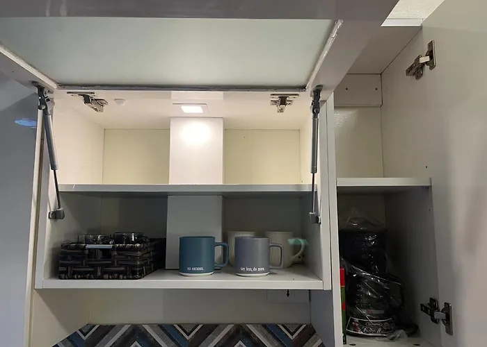 Aparthotel Aesthetic Functional Minimalist Space Sunvida Tower Sv1716 Cebu