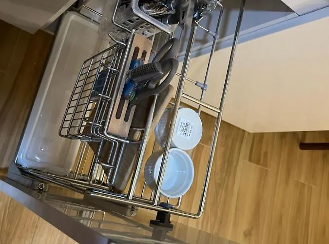 Aesthetic Functional Minimalist Space Sunvida Tower Sv1716 Cebu